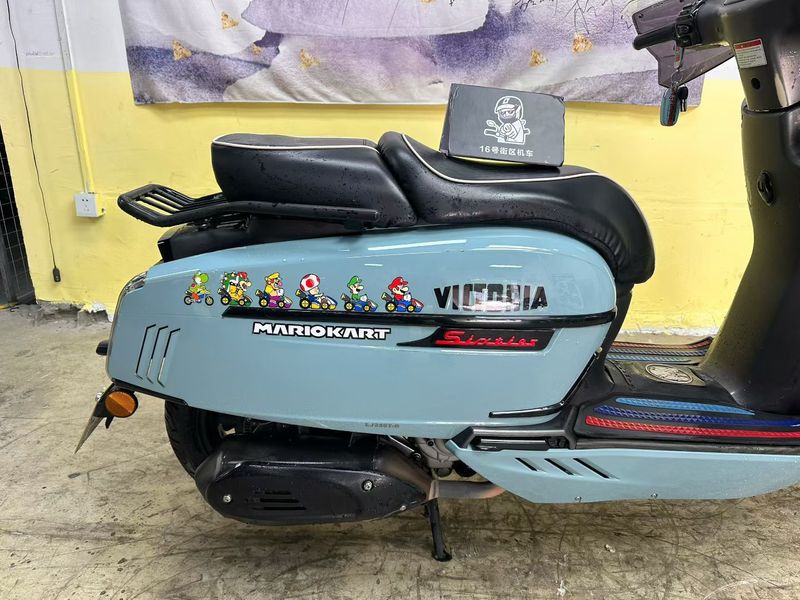 二手维多利亚Sixties 250Si