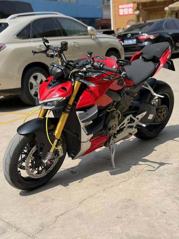 二手杜卡迪Street Fighter V4