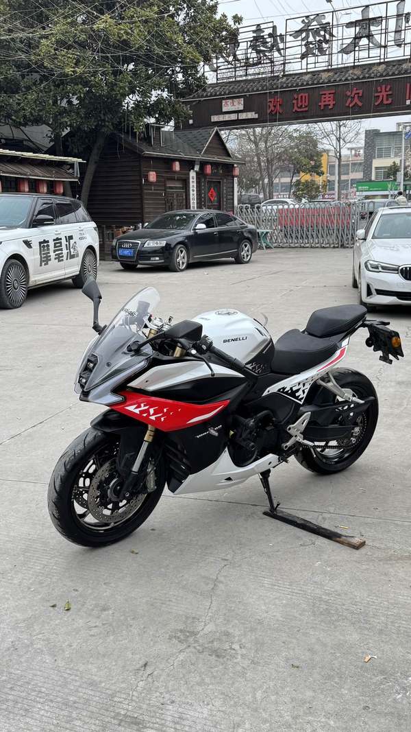 二手贝纳利龙卷风 Tornado 552R