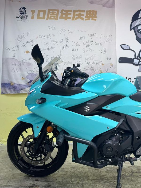 二手豪爵铃木GSX250R