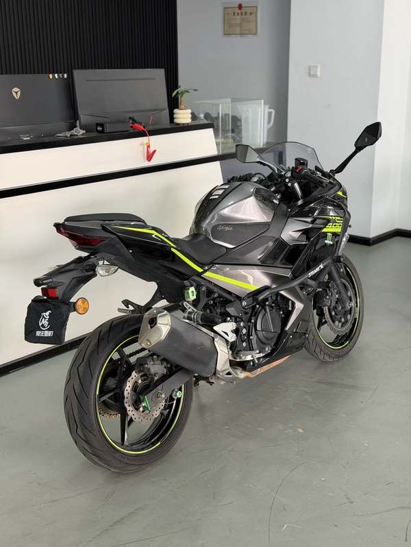 二手川崎Ninja 400
