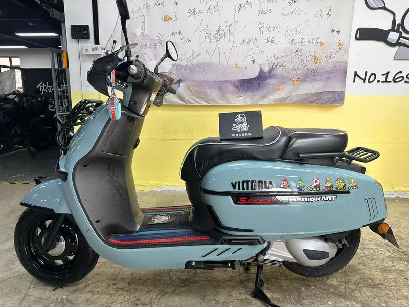 二手维多利亚Sixties 250Si