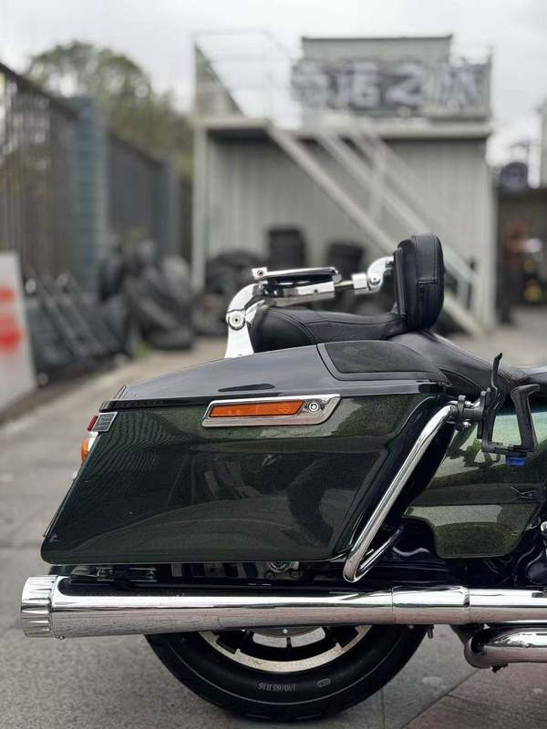 二手哈雷戴维森大道滑翔 Street Glide