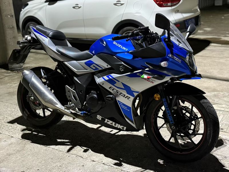 二手豪爵铃木GSX250R