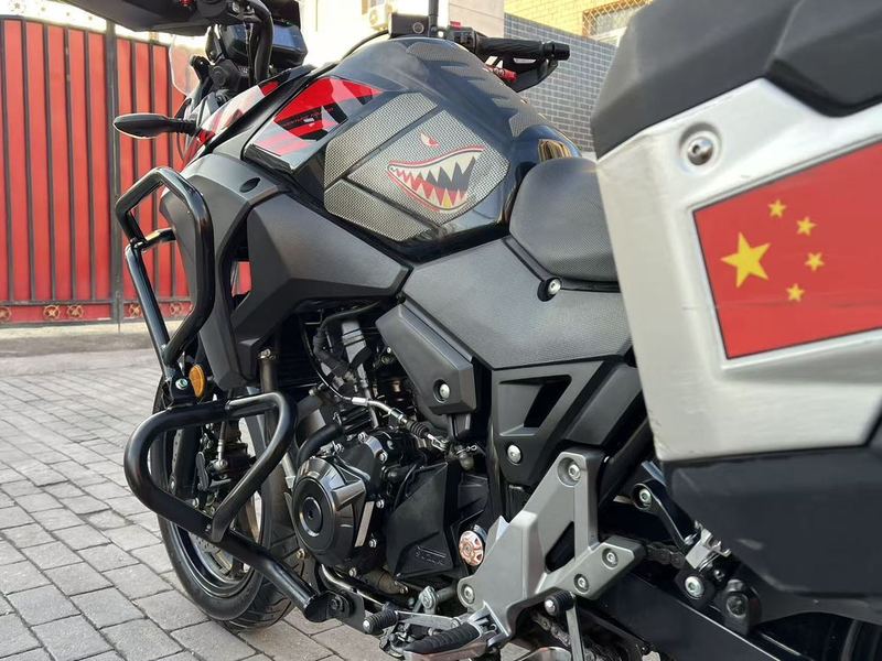 二手豪爵铃木DL250