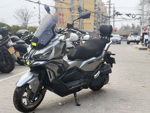 二手三阳哈士奇 Husky ADV150