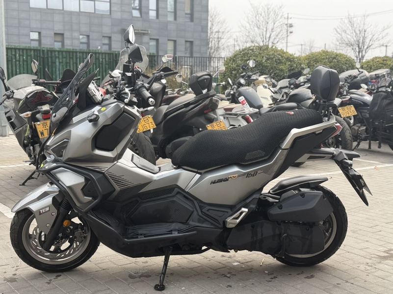 二手三阳哈士奇 Husky ADV150