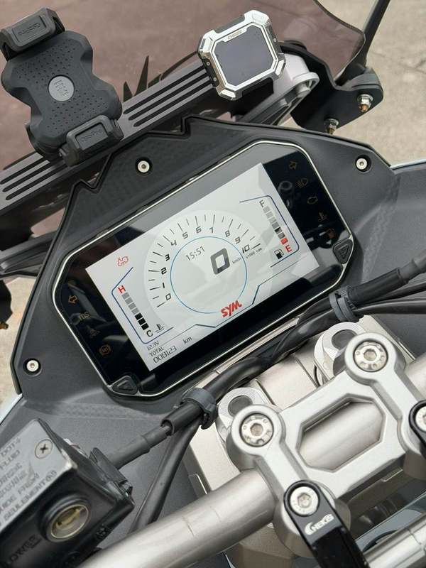 二手三阳哈士奇 Husky ADV300