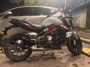 二手贝纳利蓝宝龙 BN302S