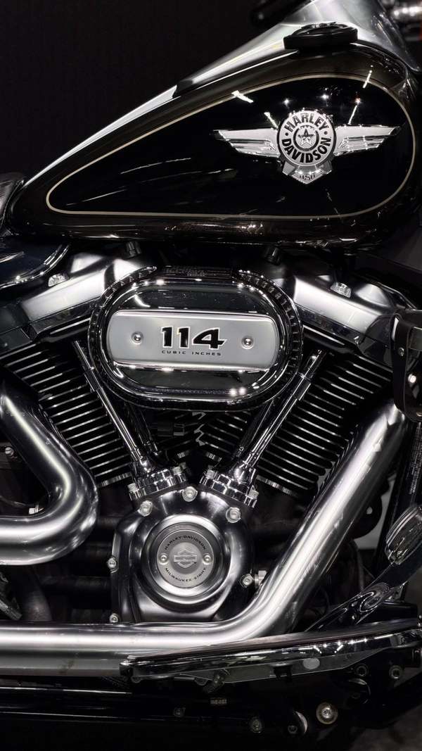 二手哈雷戴维森肥霸 Fat Bob