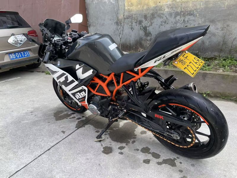 二手KTMR2RRC 390 