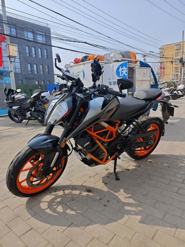 二手KTMR2R390 Duke