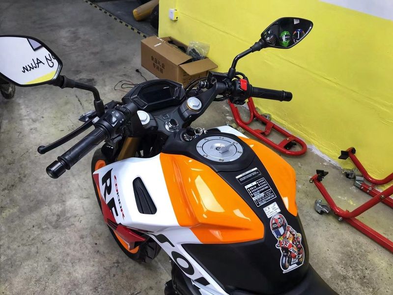 二手五羊本田CB190R 暴锋眼