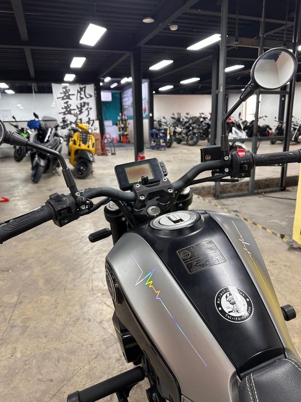 二手贝纳利幼狮 Leoncino 250