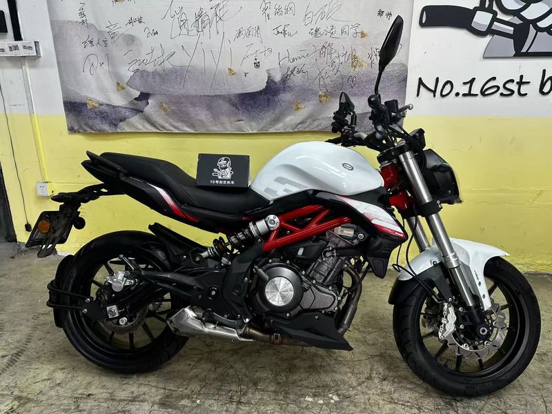 二手贝纳利蓝宝龙 BN302S