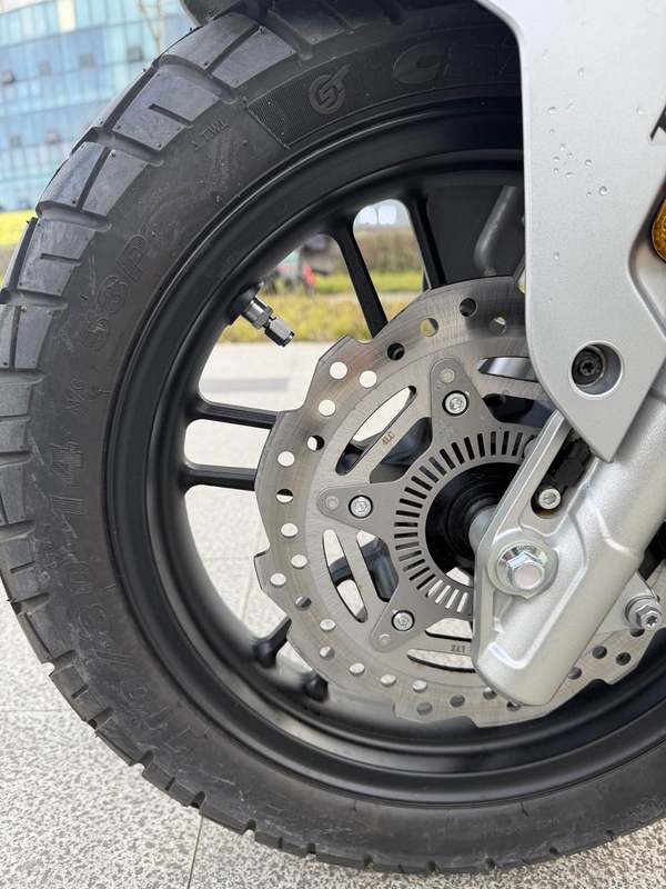 二手QJMOTOR鸿250ADV