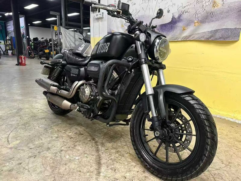 二手QJMOTOR闪300