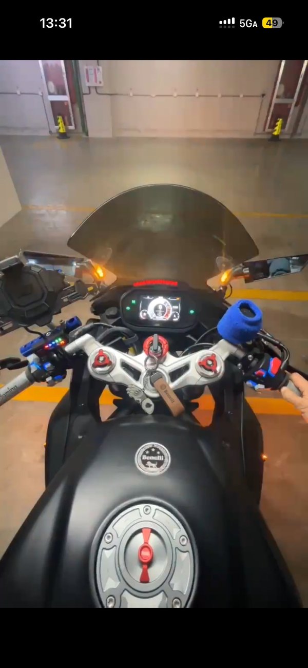 二手贝纳利龙卷风 Tornado 552R