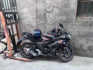 二手济南铃木极客飒 Gixxer 155