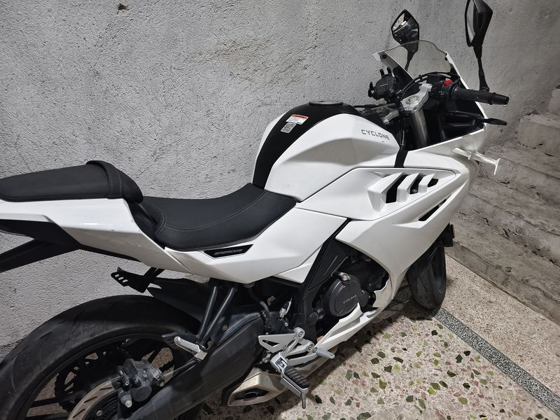 二手赛科龙RC250