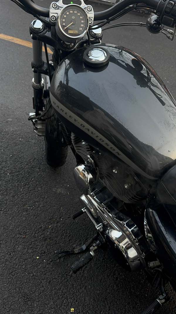 二手哈雷戴维森1200 Custom