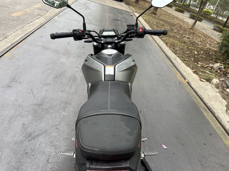 二手春风ST狒狒