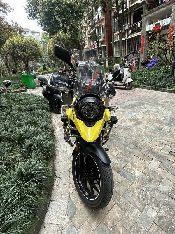 二手豪爵铃木DL250