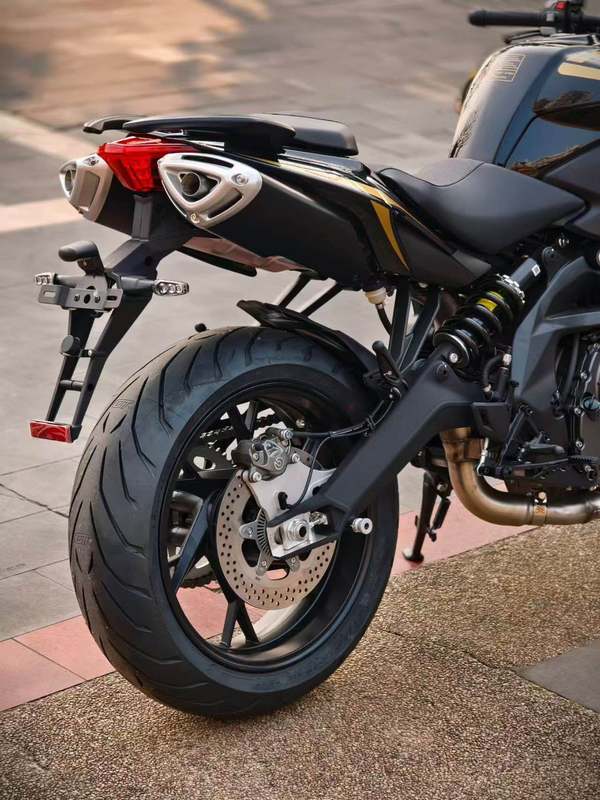 二手贝纳利TNT600i