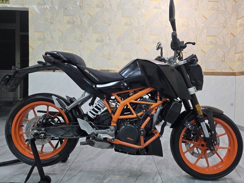 二手KTMR2R390 Duke