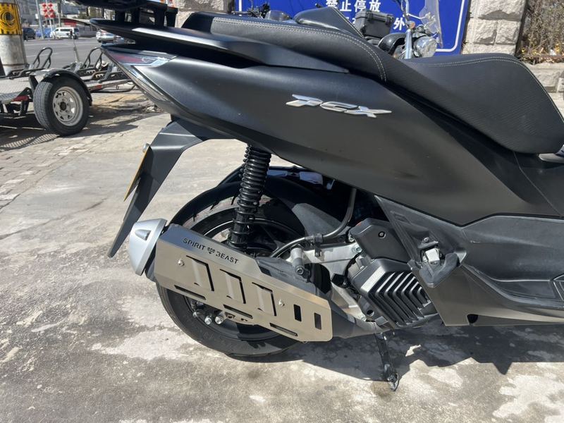 二手五羊本田PCX