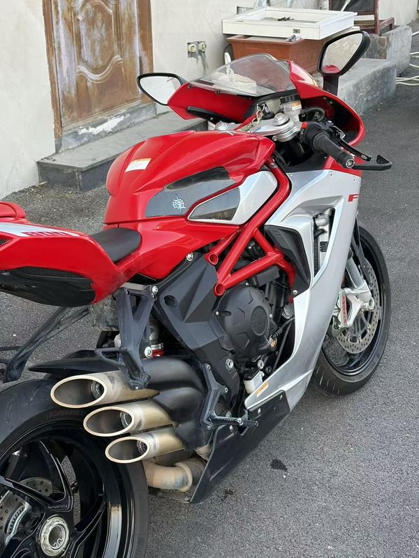 二手奥古斯塔F3 800