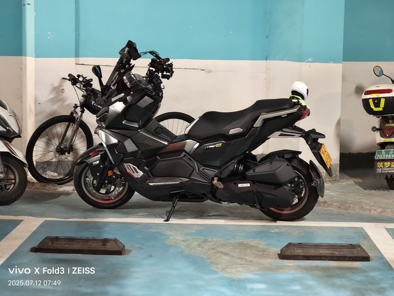 二手三阳哈士奇 Husky ADV150