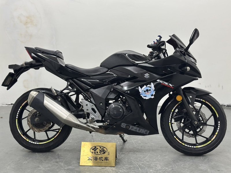 二手豪爵铃木GSX250R