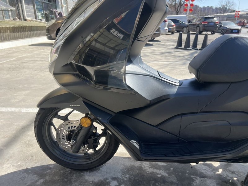 二手五羊本田PCX