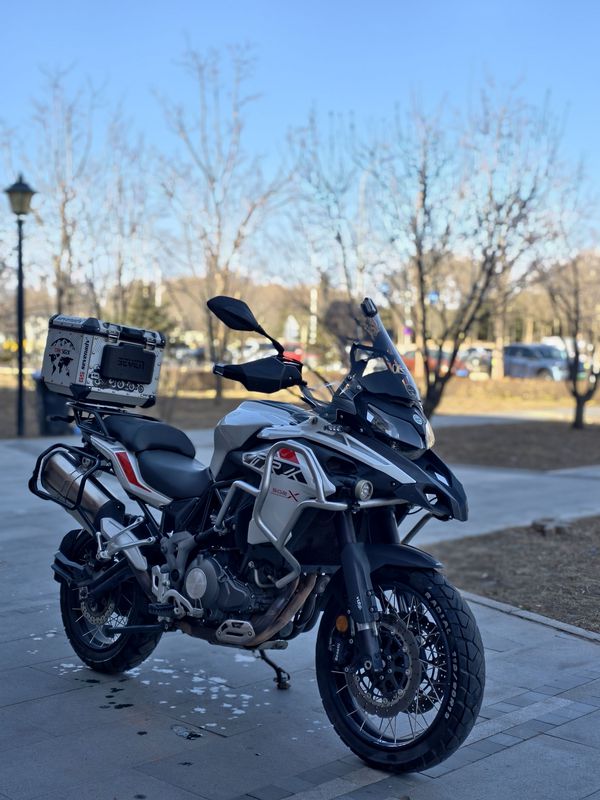 二手贝纳利金鹏 TRK502