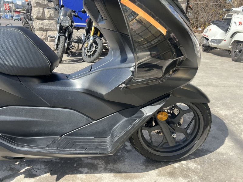 二手五羊本田PCX