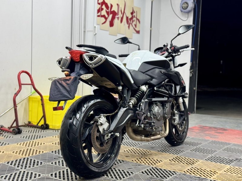 二手贝纳利TNT600i