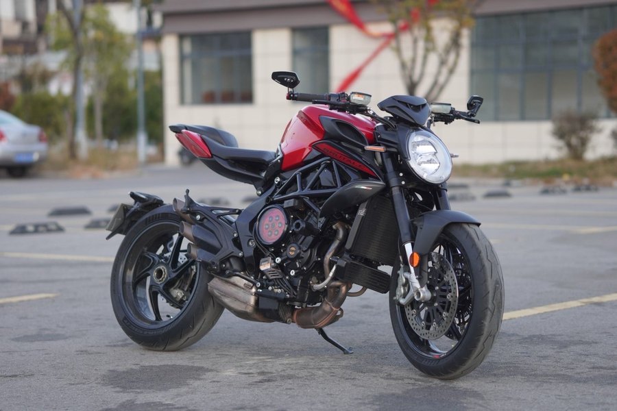 二手奥古斯塔Brutale 800