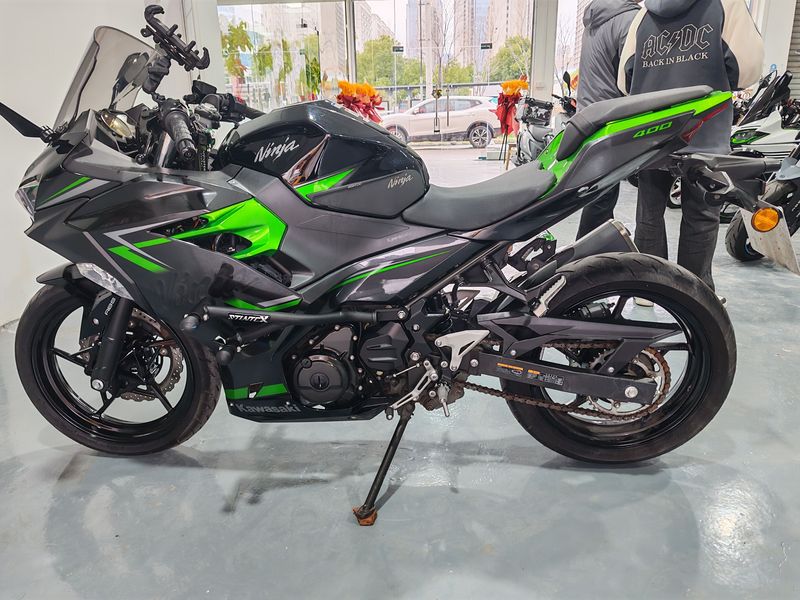 二手川崎Ninja 400