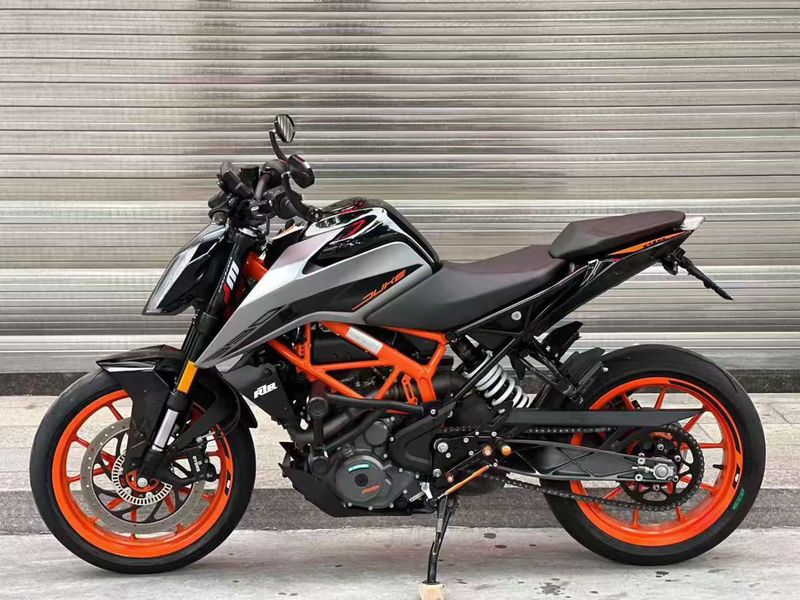 二手KTMR2R390 Duke