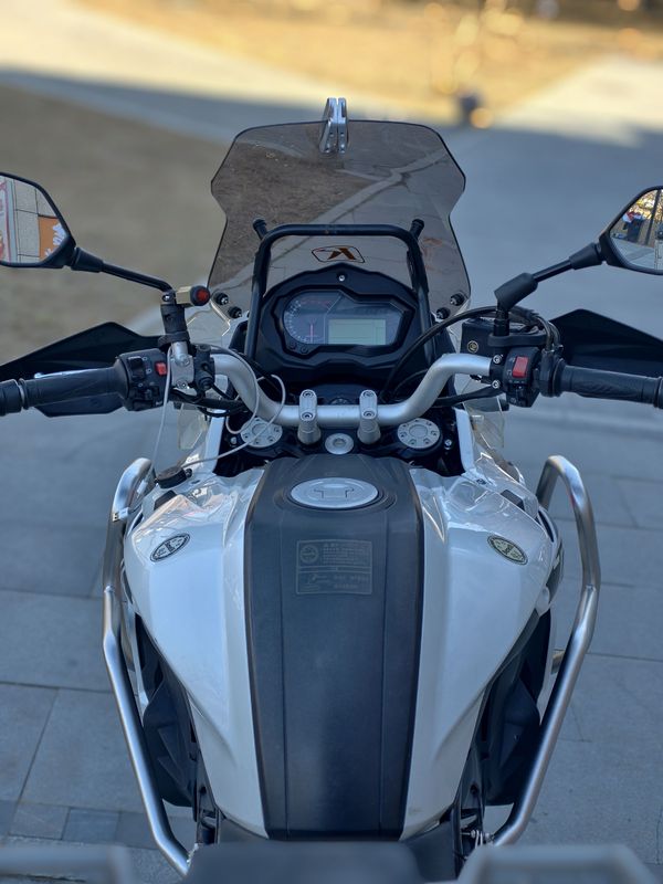 二手贝纳利金鹏 TRK502