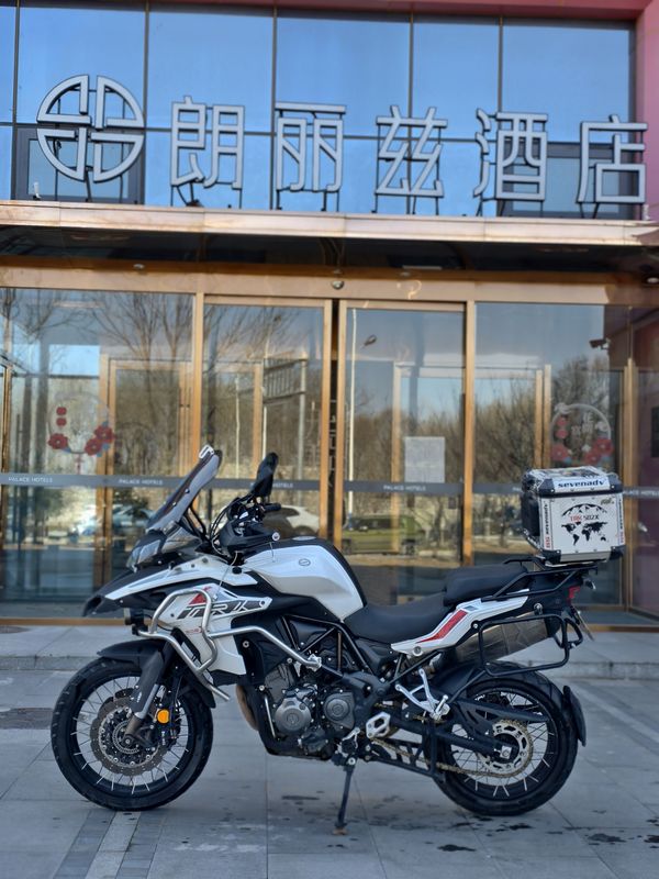 二手贝纳利金鹏 TRK502