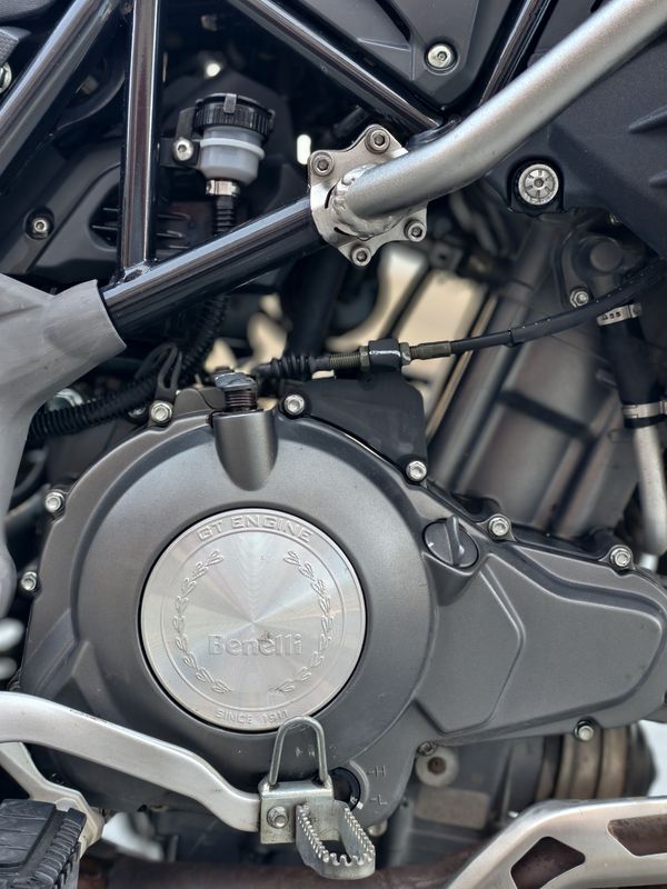 二手贝纳利金鹏 TRK502