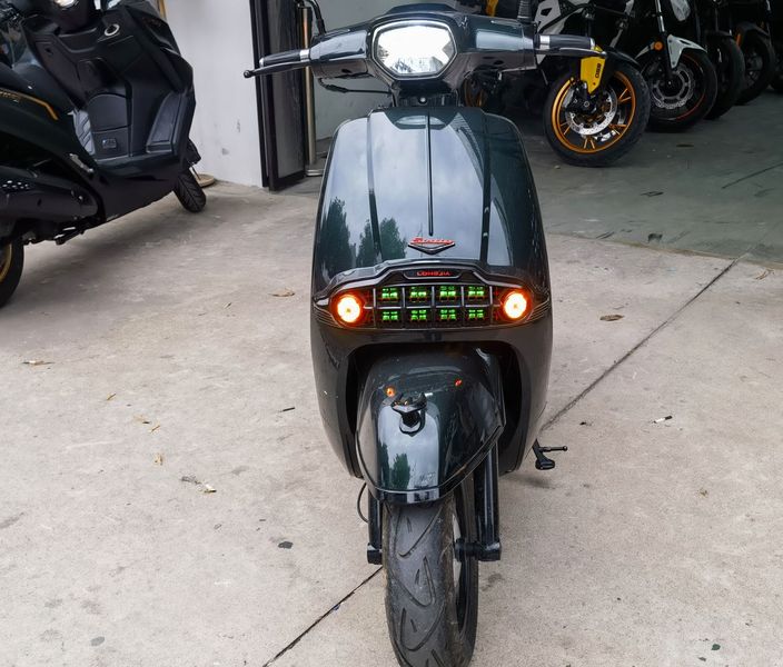 二手维多利亚Sixties 300i