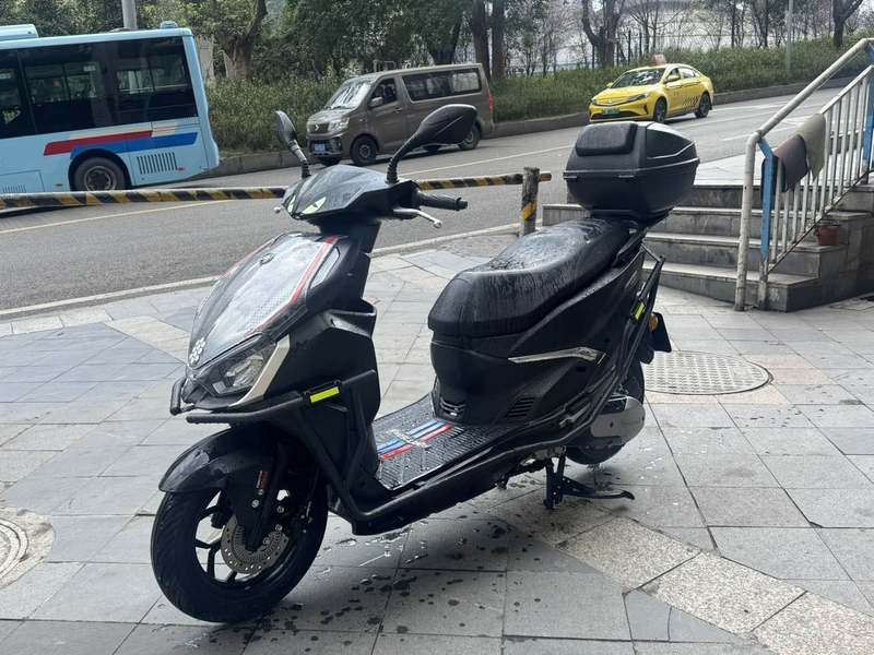 二手QJMOTOR鸿150RS