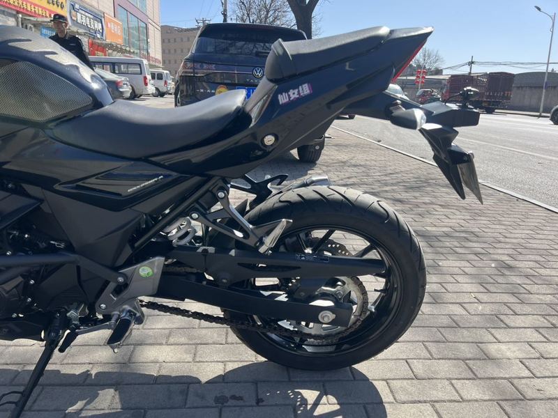 二手豪爵铃木GSX250R