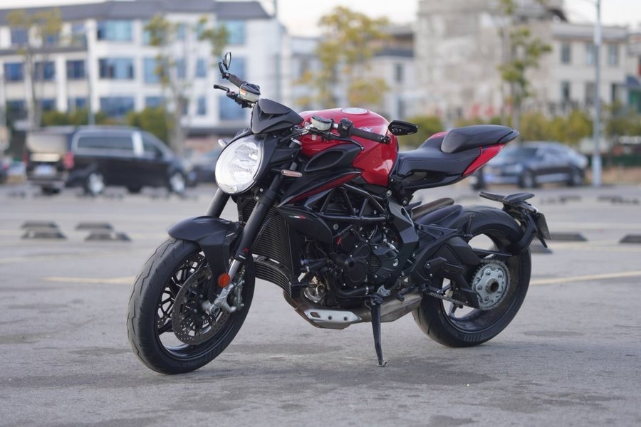 二手奥古斯塔Brutale 800