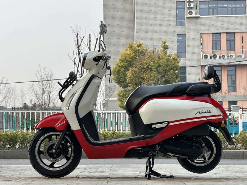 二手新大洲本田NS125LA