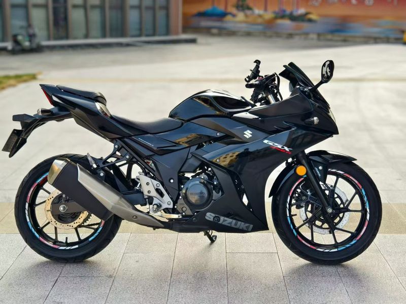 二手豪爵铃木GSX250R