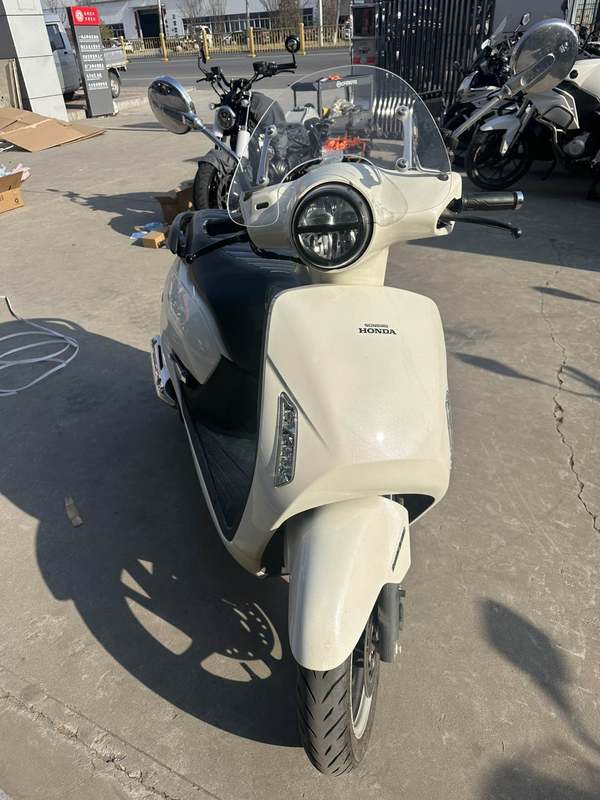 二手新大洲本田NS125LA